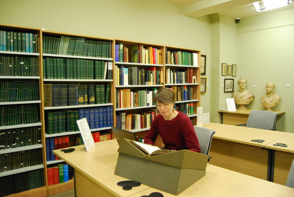 The library at the Royal Asiatic Society provides access to specialist books, periodicals and research material free to readers.