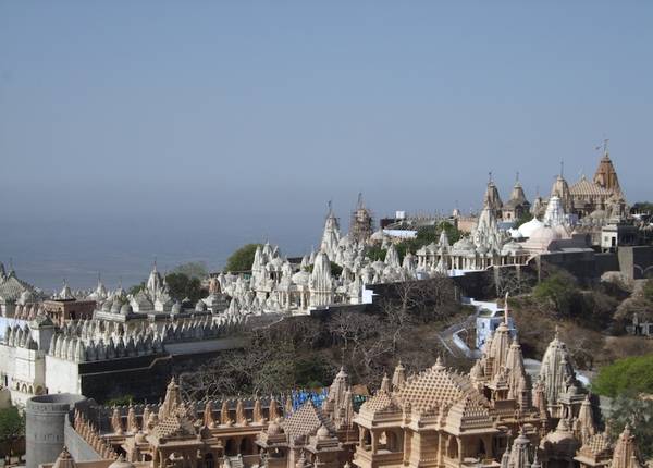 View of the temple-city of Mount Shatrunjaya in Gujarat, which is one of the most popular pilgrimage centres for Śvetāmbara Jains. Some of the temples were damaged in 1313 by soldiers in the pay of the Khalji sultan but were later repaired.
