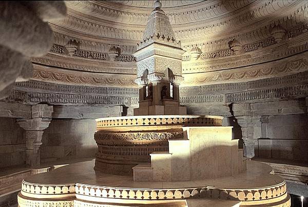 A model of Mount Meru in the temple of Pārśvanātha at Mount Girnar in Gujarat. The cosmic axis, three-tiered Meru is the centre of the triple world of Jain cosmology. Three-dimensional models of parts of the Jain universe are frequently found in temples.